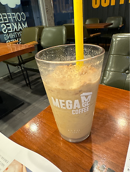 Mega MGCkeopi (메가 MGC커피) 1