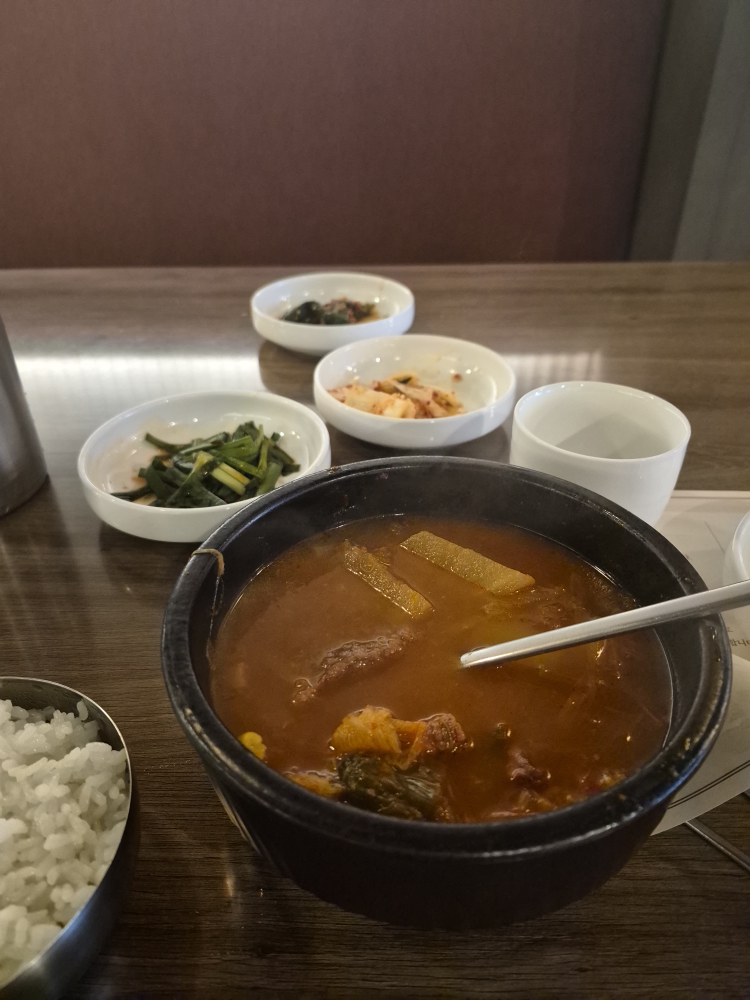 압구정 로데오, 깔끔한 국수 맛집 사진 4