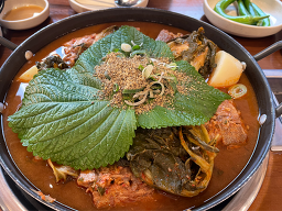 명품청기와감자탕 3