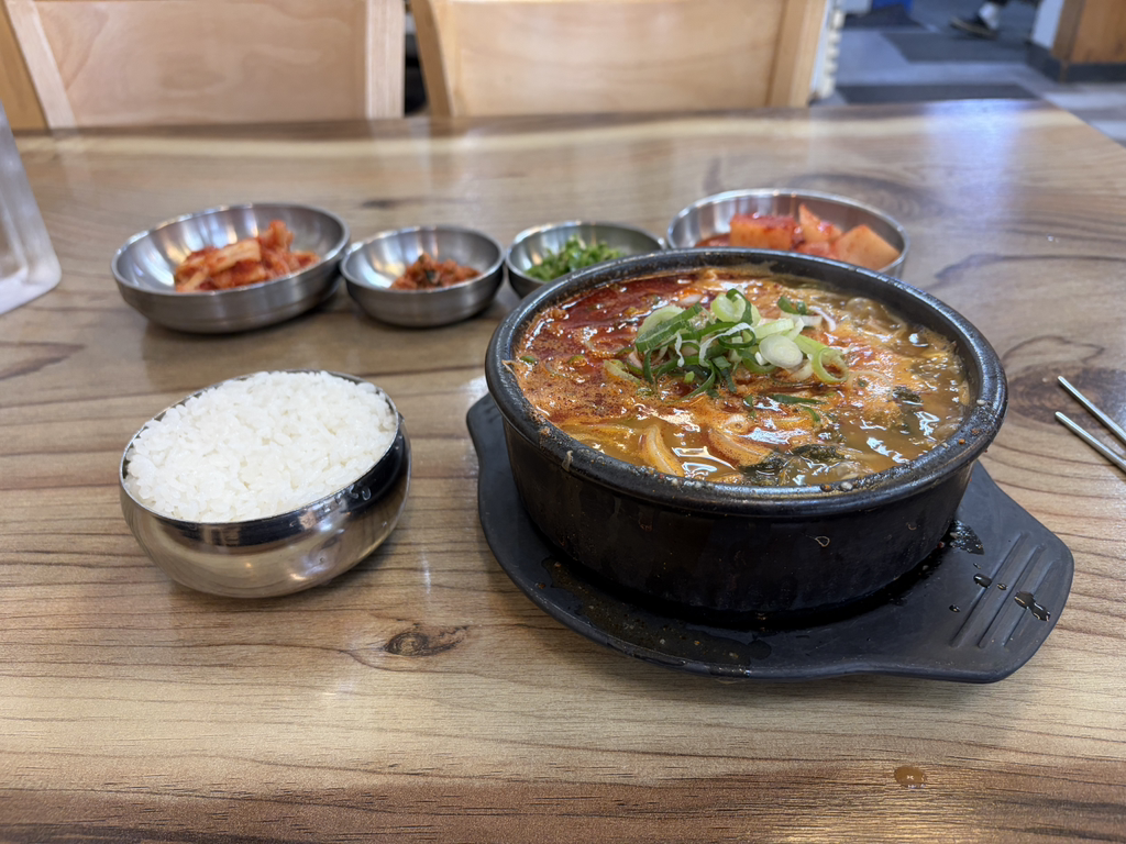 김정림선지해장국 1