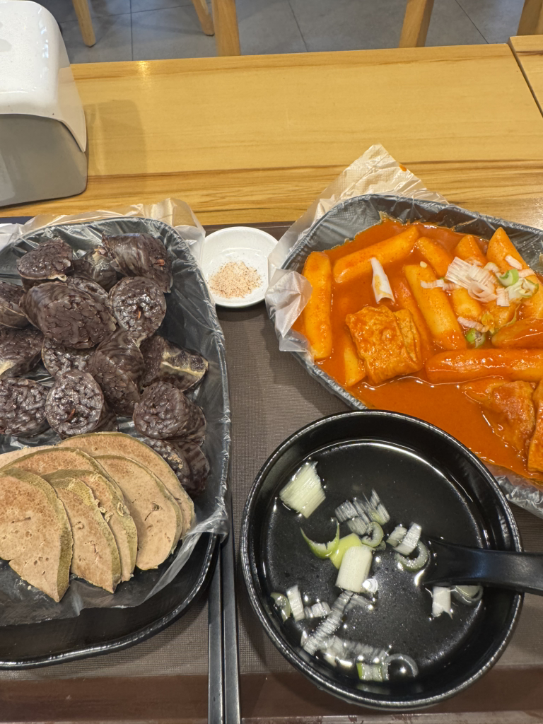굴레방떡볶이 대표 사진