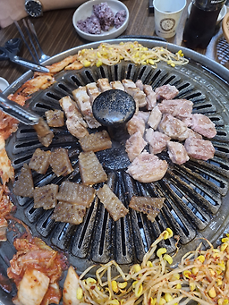 구멍난솥뚜껑 6