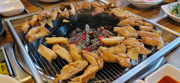 Halmaesutbuldakgalbi (할매숯불닭갈비) 2