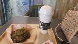 딥커피 사진 6