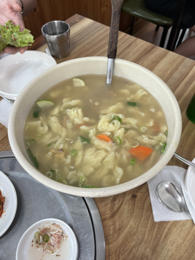 Jeontongsujebi 3