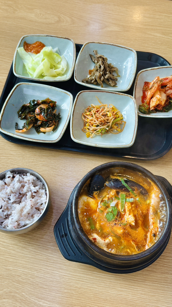 Maetdolroman suraksanjeom (맷돌로만 수락산점) 2
