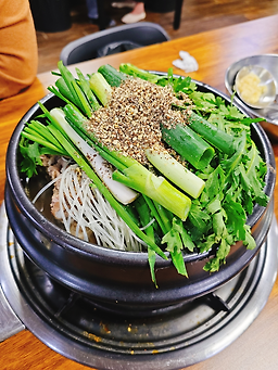 Wangttukbaegigamjatang 4