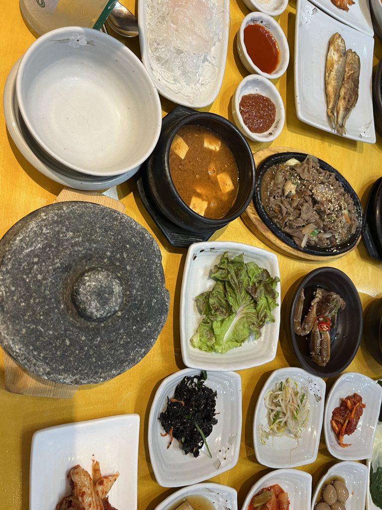 Mulrebangahanjeongsik (물레방아한정식) 1