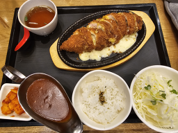 Hongikdonkkaseu onyangoncheonjeom (홍익돈까스 온양온천점) 3