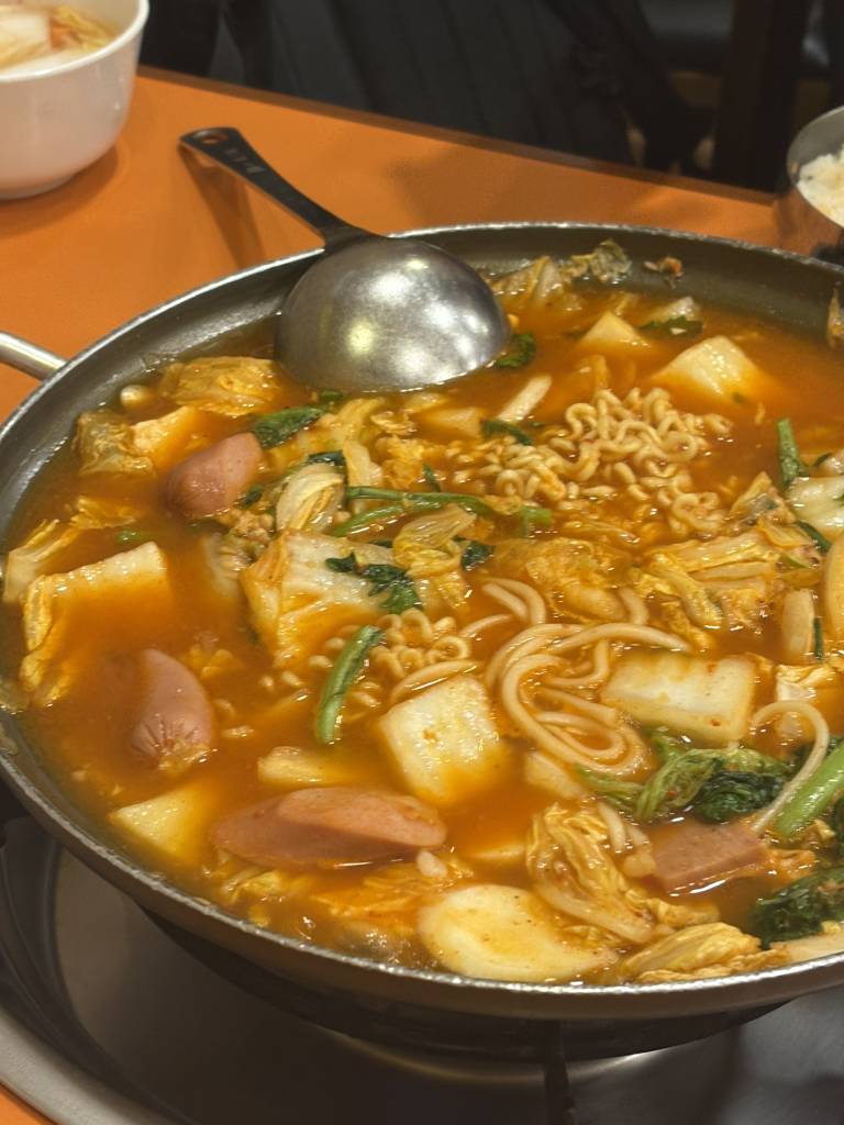 진주회관 4