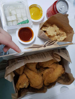 치킨매니아 성대점 사진 5