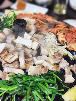 33구이통삼겹살 우리식당 대표 사진