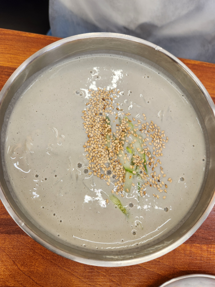 우이천닭칼국수 3