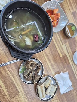 안동국밥곰탕 신대방점 사진 2