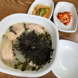 Isunryesonmandu (이순례손만두) 3
