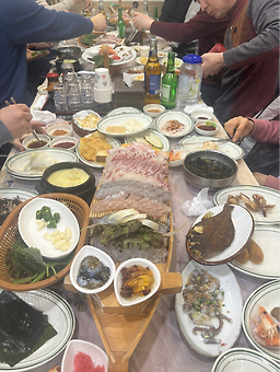 Bokwonhoetjip (복원횟집) 1