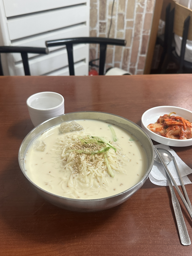 추억의홍두깨칼국수&왕돈까스 사진 4