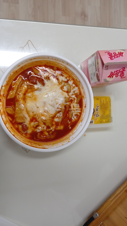 Yeopgitteokboki yangjudeokjeongjeom (엽기떡볶이 양주덕정점) 1