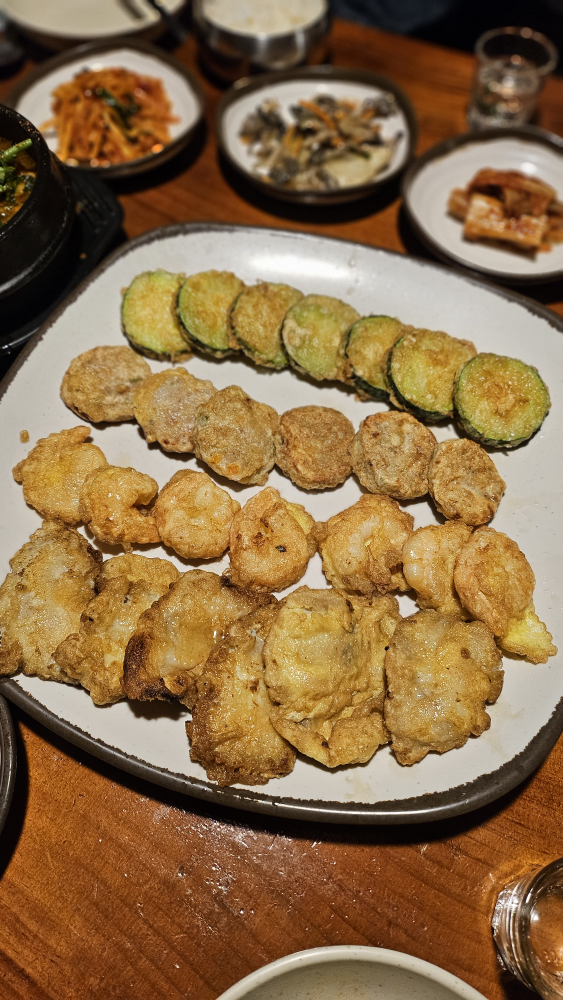 Yetnalyetjeoke (옛날옛적에) 2