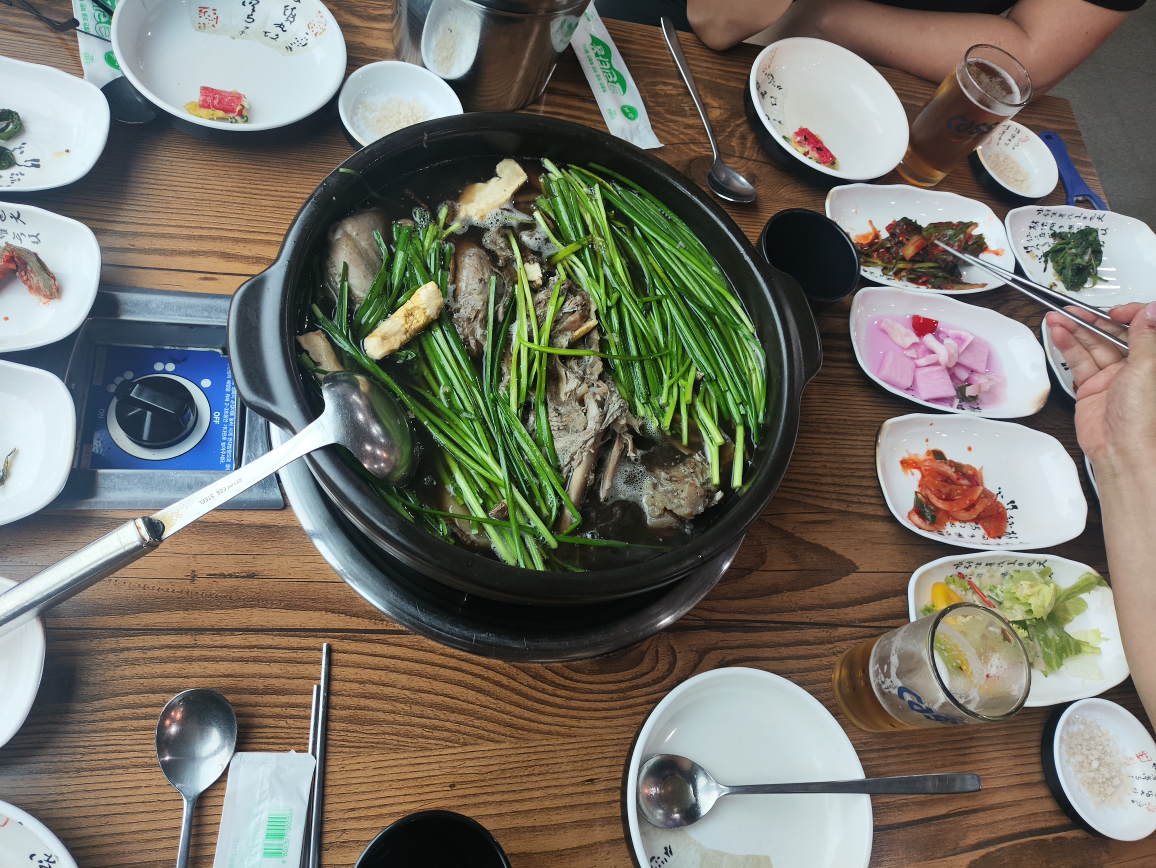Cheonbosangadeun (천보산가든) 2