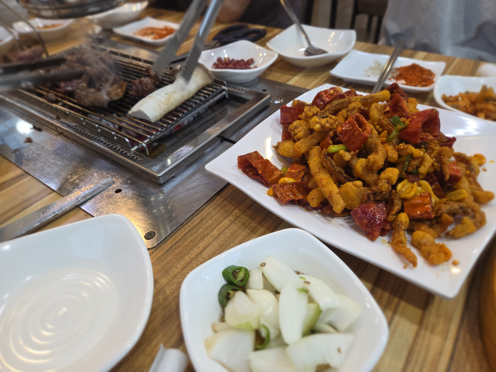 Oneuldoyeogiseo (오늘도여기서) 3