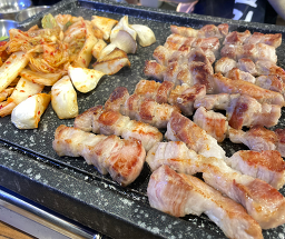 익선세겹살 대표 사진