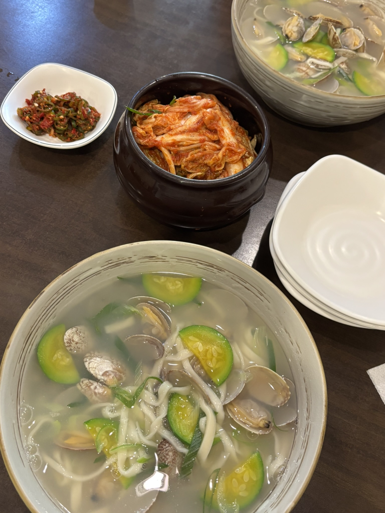 바지락칼국수 1
