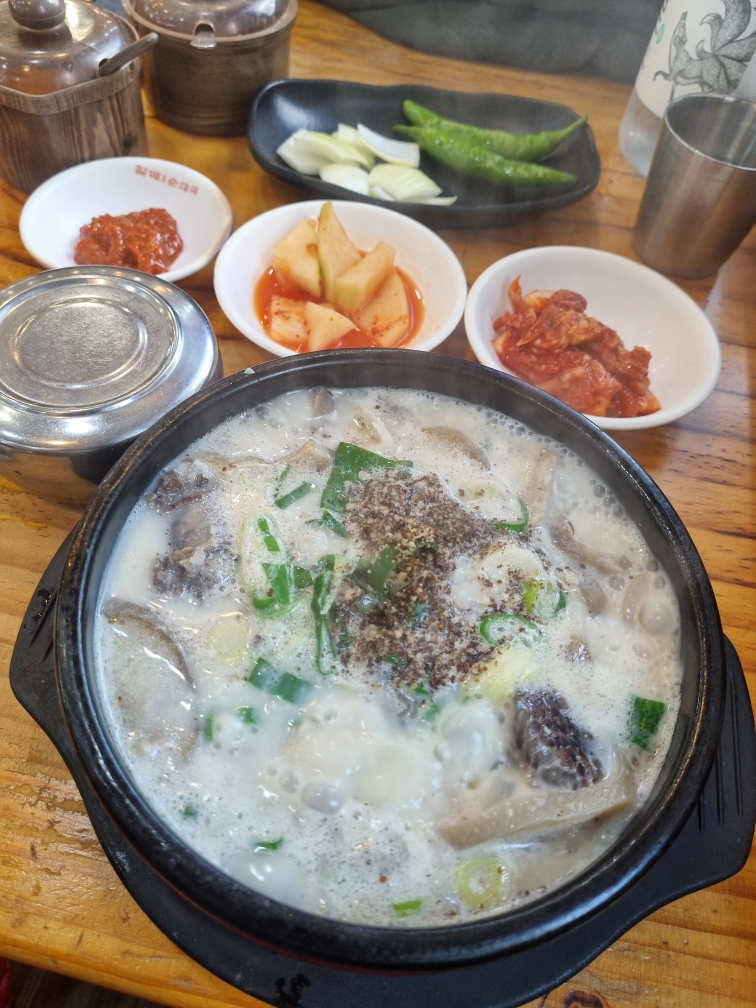Halmaesundaeguk (할매순대국) 3