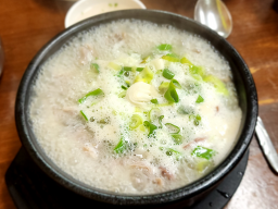 Omanisundaeguk (오마니순대국) 3