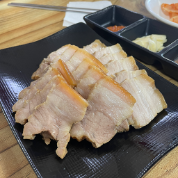 Hongjinmakguksu (홍진막국수) 2