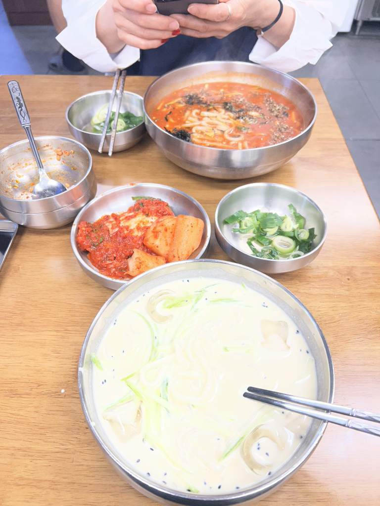 석촌칼국수보리밥 본점 사진 3