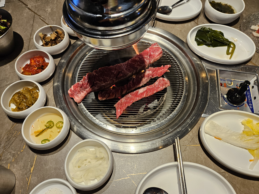 육화백 1