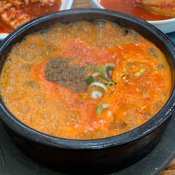 Dogajeontongwangsundae (도가전통왕순대) 1