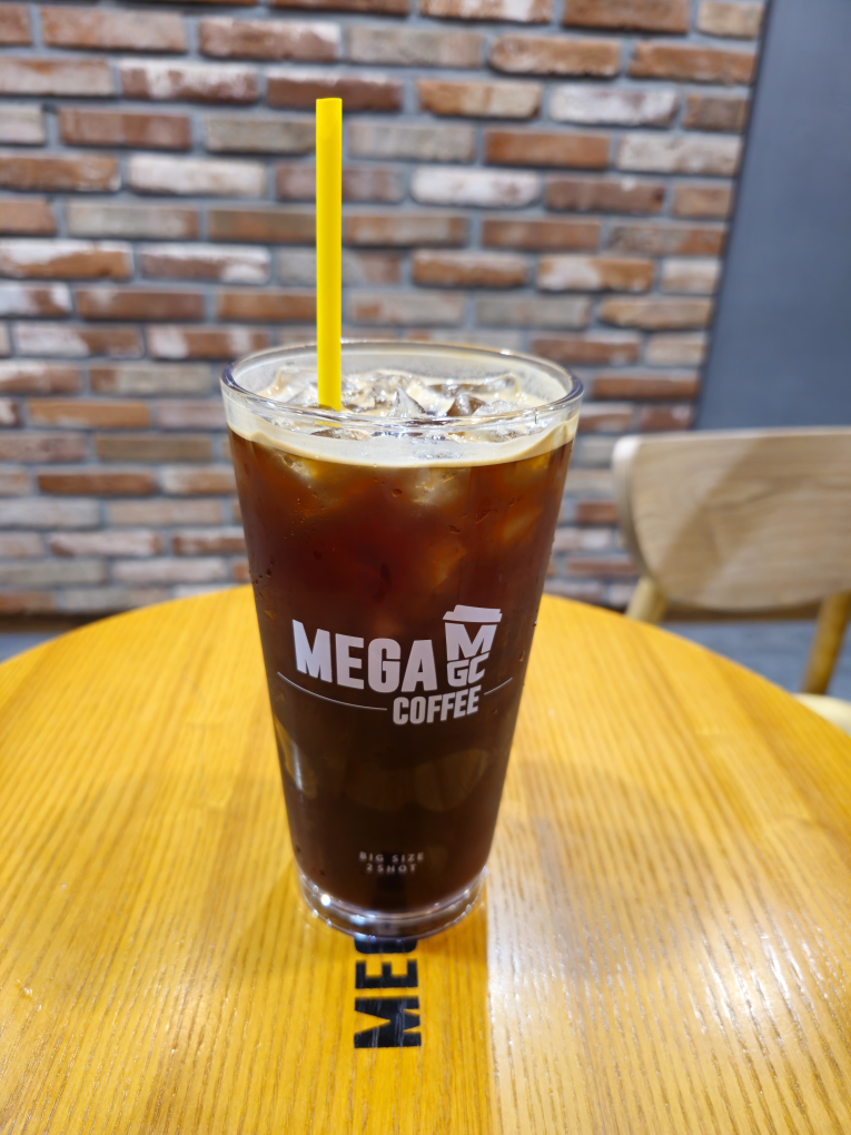 메가MGC커피 강남CGV점