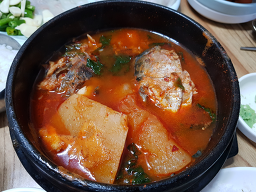 사천만수산식당 3