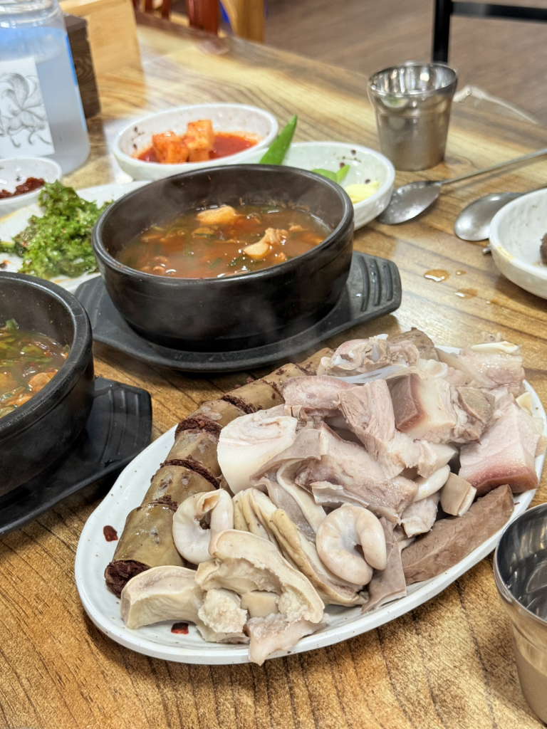 Pungnyeonsundae (풍년순대) 3