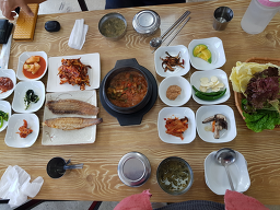 Namhaesarangchae (남해사랑채) 2