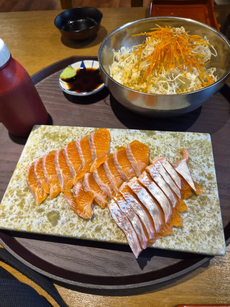 Deoksangadeun (덕산가든) 3