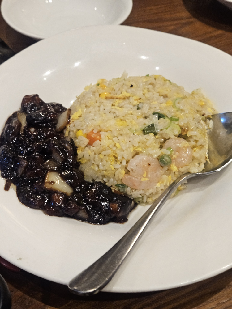 칭닌 대표 사진