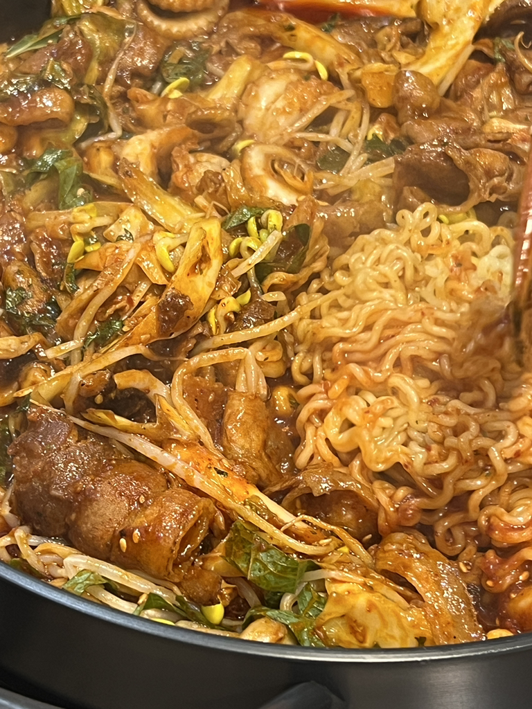 Buljjudak (불쭈닭) 1