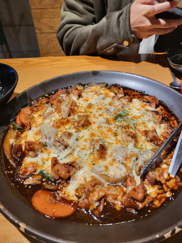 옹다래찜닭 홍대점 사진 2