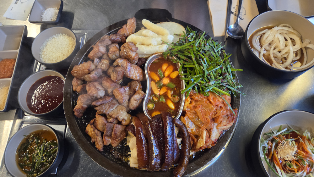 돼봉삼겹살 수원역점 사진 4