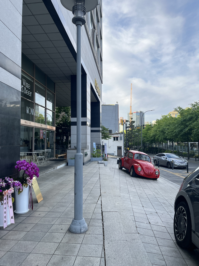 콤바크 대표 사진