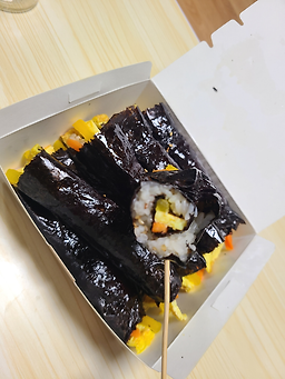 Seonbikkomagimbap (선비꼬마김밥) 3