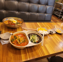 Hwanggungjaengbanjjajang (황궁쟁반짜장) 2