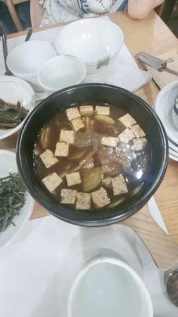 Nonggamatjipchaerimuijeongwon (농가맛집채림의정원) 1