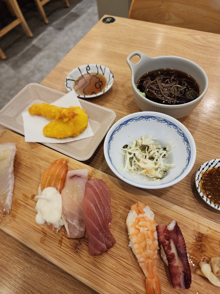 Seusirijjang (스시리짱) 1