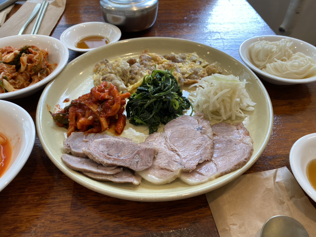 그레이스국밥 사진 2