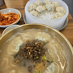 강남교자 석촌호수점 사진 2