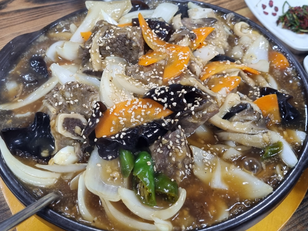 Wonjoanuigalbisamilsikdang 2